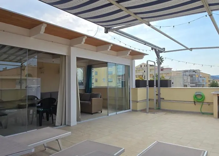 Pavoncelle Holidays ألغيرو